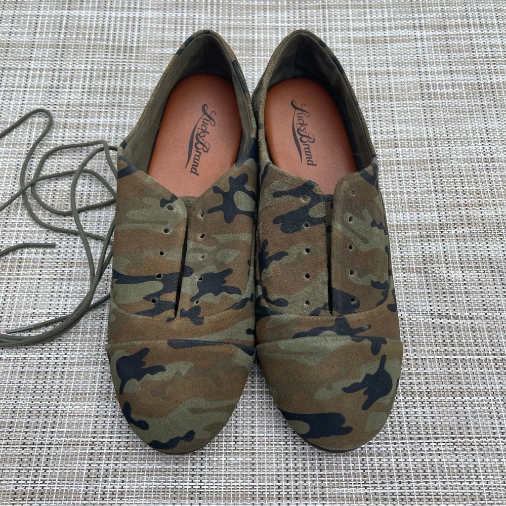 Women’s Lucky Brand Camo Flats